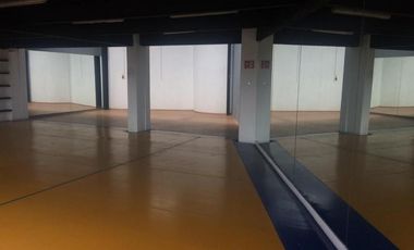 EDIFICIO EN VENTA JUNTO A LOS ENCINOS