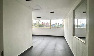 Bodega en venta de 352 m2 con 2 oficinas, Tacubaya. Periférico y Viaducto