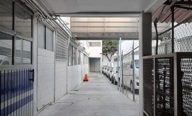 Bodega en venta de 352 m2 con 2 oficinas, Tacubaya. Periférico y Viaducto