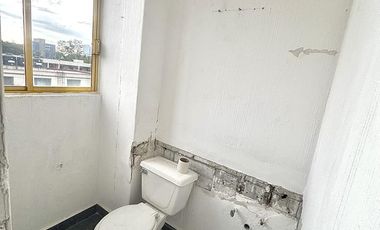 Bodega en venta de 352 m2 con 2 oficinas, Tacubaya. Periférico y Viaducto