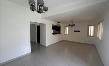 CASA EN ALQUILER WOODLANDS PANAM PACIFICO