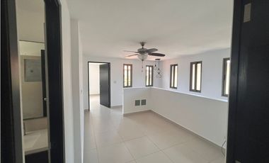 CASA EN ALQUILER WOODLANDS PANAM PACIFICO