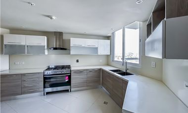 VENTA DE APARTAMENTO AMOBLADO EN PH THE REGENT, COSTA DEL ESTE (1)