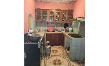 VENDO CASA EN LA VILLA DE LOS SANTOS