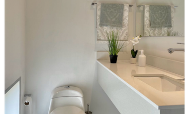 Renta amoblado apartamento en El Poblado cerca a la milla de oro