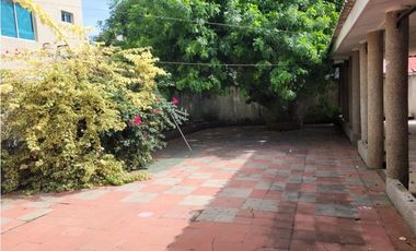 Local en arriendo el poblado Autonoma