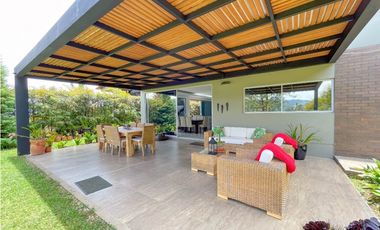 Casa Campestre en Venta en el Retiro sector Soto del Este