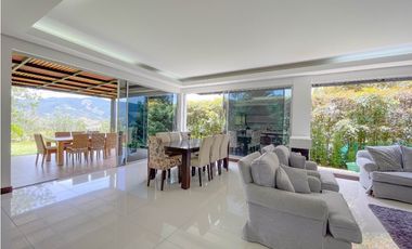 Casa Campestre en Venta en el Retiro sector Soto del Este