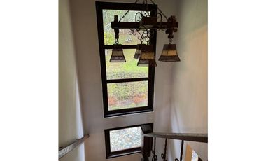 Finca en Oriente de Antioquia: Lujo y Naturaleza, Lista para Habitar