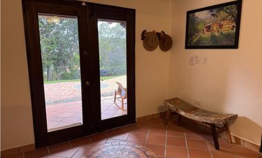 Finca en Oriente de Antioquia: Lujo y Naturaleza, Lista para Habitar