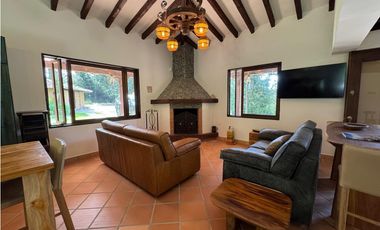 Finca en Oriente de Antioquia: Lujo y Naturaleza, Lista para Habitar