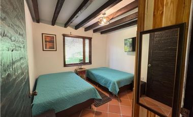 Finca en Oriente de Antioquia: Lujo y Naturaleza, Lista para Habitar