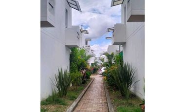 Venta Casa Urbana en La Mesa Cundi