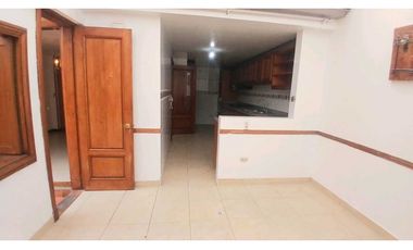VENDO CASA DE TRES NIVELES EN CHIA.
