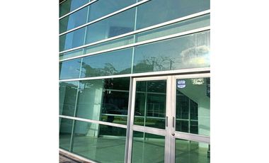 LOCAL EN ARRIENDO VIA 40 BARRANQUILLA