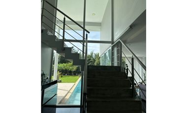 Chalet en Arenas del Sur