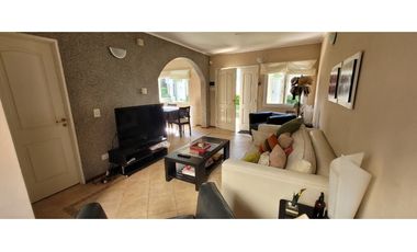 Triplex 4 AMB en Pinamar a mts del Centro Comercial