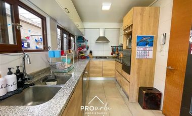 Casa en Arriendo en Helsby entre Nicanor Plaza y Rebeca Matte