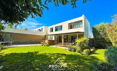 Casa en Arriendo en Helsby entre Nicanor Plaza y Rebeca Matte