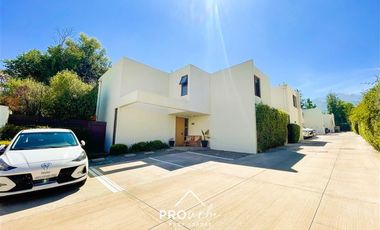 Casa en Arriendo en Helsby entre Nicanor Plaza y Rebeca Matte