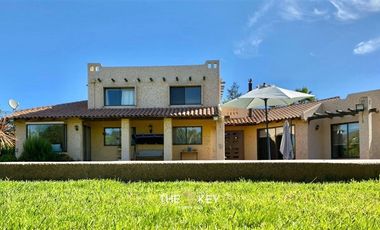 Casa en Arriendo en Av. Lonquén Norte - Cam. Tanguito