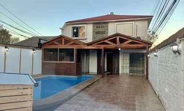 Casa en Venta en CALLE LOS QUILLAYES