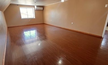 Casa en Venta en CALLE LOS QUILLAYES