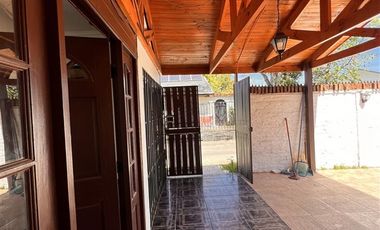 Casa en Venta en CALLE LOS QUILLAYES