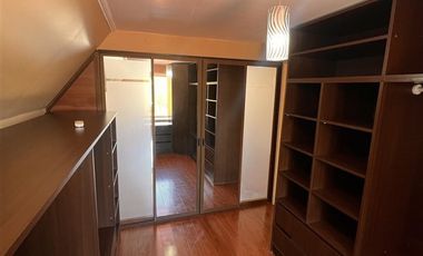 Casa en Venta en CALLE LOS QUILLAYES