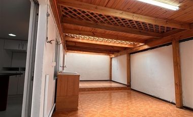 Casa en Venta en CALLE LOS QUILLAYES