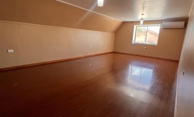 Casa en Venta en CALLE LOS QUILLAYES