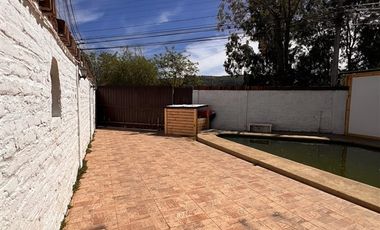 Casa en Venta en CALLE LOS QUILLAYES