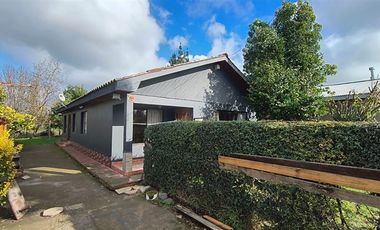 Casa en Venta en JUAN MARTINEZ DE ROZAS