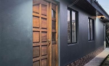 Casa en Venta en JUAN MARTINEZ DE ROZAS