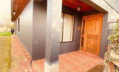 Casa en Venta en JUAN MARTINEZ DE ROZAS