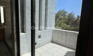 Casa en Arriendo en Santuario del Valle/Los Trapenses | Casa en Venta 5D4B | Lo Barnechea | One Propiedades