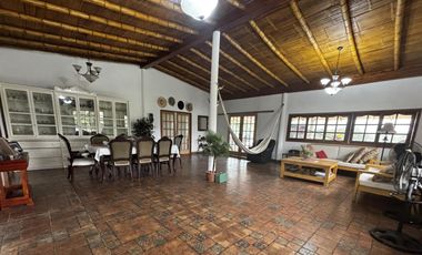 VENDO CASA FINCA VACACIONAL CON VISTA AL RIO