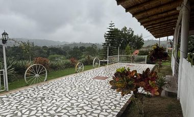 VENDO CASA FINCA VACACIONAL CON VISTA AL RIO