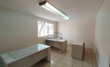 EXCELENTE OFICINA PARA FUNCIONES ADMINISTRATIVAS O MEDICAS.