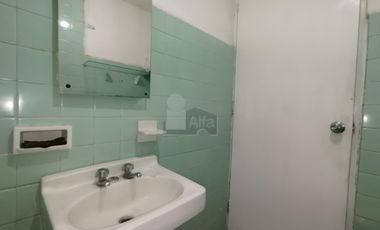 EXCELENTE OFICINA PARA FUNCIONES ADMINISTRATIVAS O MEDICAS.