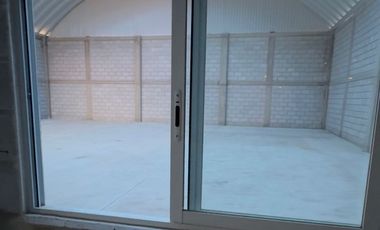 RENTA BODEGA Corregidora $20,000.00 330m2Los Ángeles (StM)