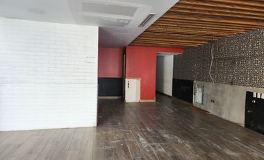 Renta De Local Comercial en Prado Norte