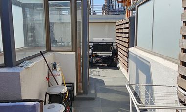 ARRIENDO CASA 3 PISOS MÁS QUINCHO