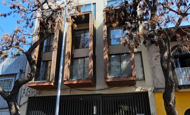 ARRIENDO CASA 3 PISOS MÁS QUINCHO