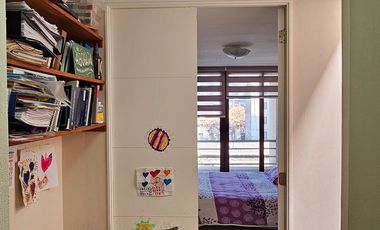 ARRIENDO CASA 3 PISOS MÁS QUINCHO