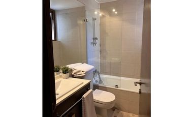 Venta Departamento de 4 dorm. buena ubicación en La Dehesa