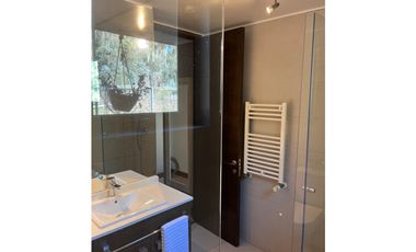 Venta Departamento de 4 dorm. buena ubicación en La Dehesa