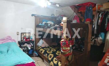 SE VENDE CASA EN COL. SARDAÑA - (3)