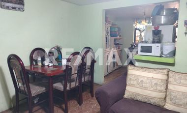 SE VENDE CASA EN COL. SARDAÑA - (3)