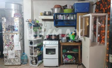 SE VENDE CASA EN COL. SARDAÑA - (3)